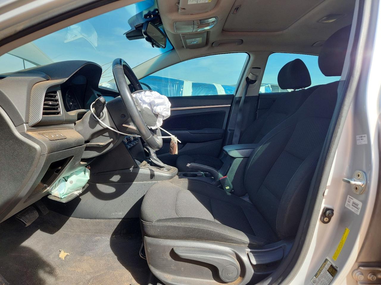 Hyundai ELANTRA Value Edition