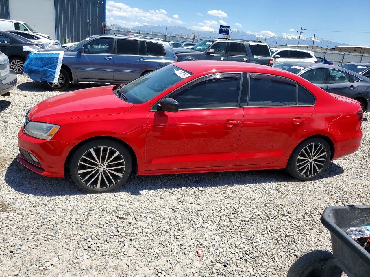 Salvage Volkswagen Jetta Image