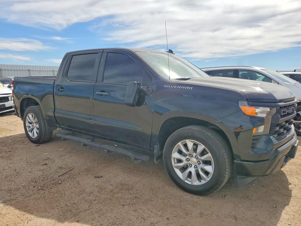 Chevrolet Silverado C1500 Custom