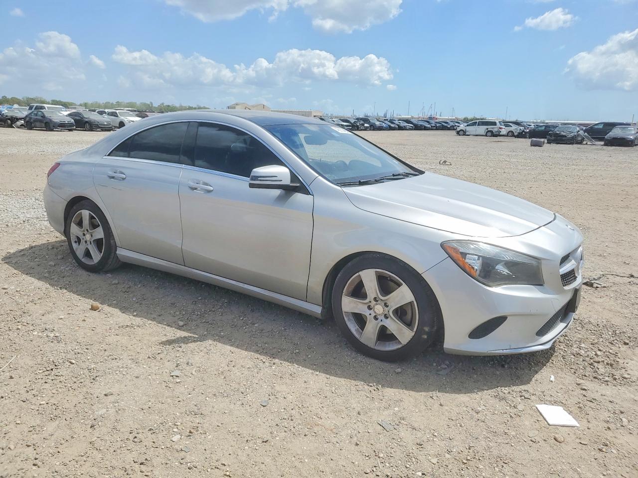 Mercedes-Benz Cla-class 250