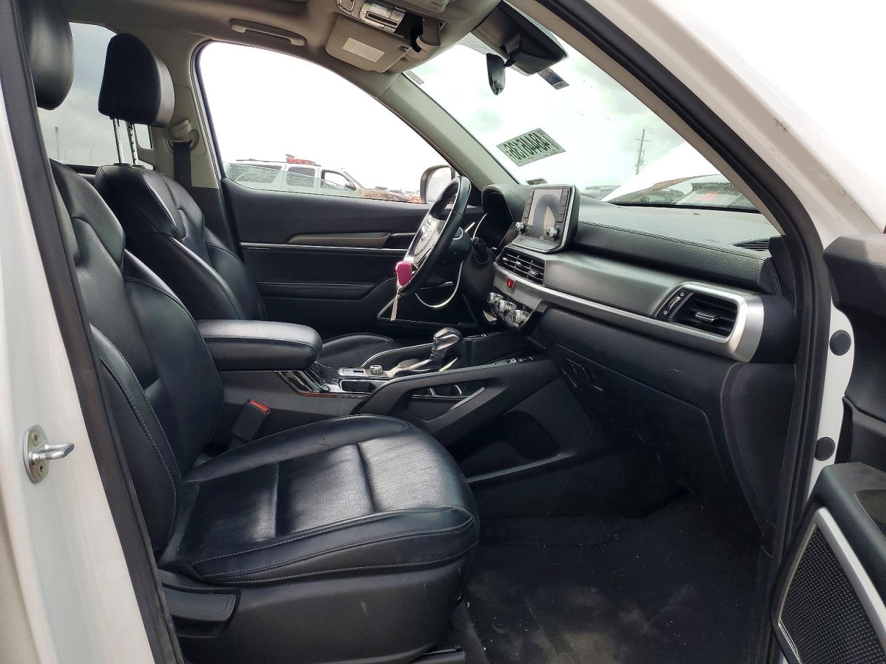 Kia Telluride S