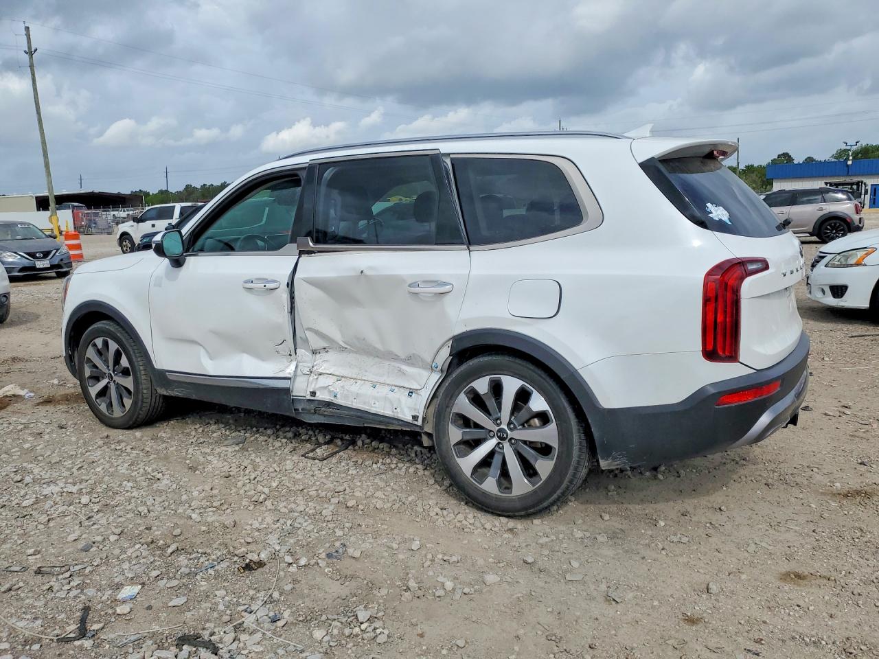 Kia Telluride S