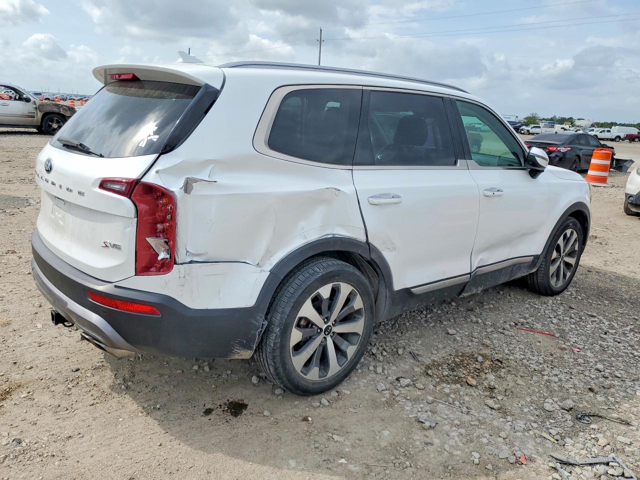 Kia Telluride S