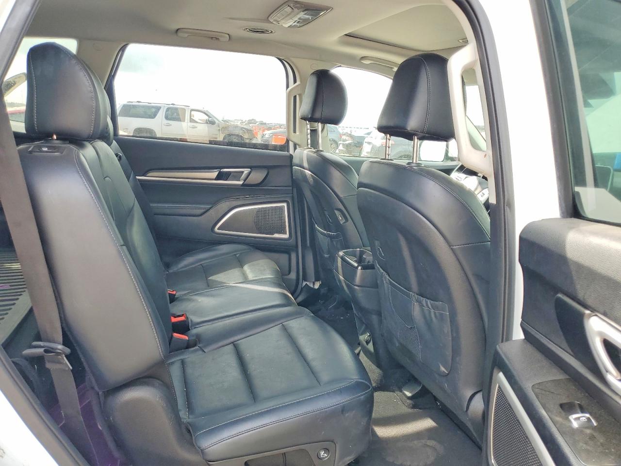 Kia Telluride S
