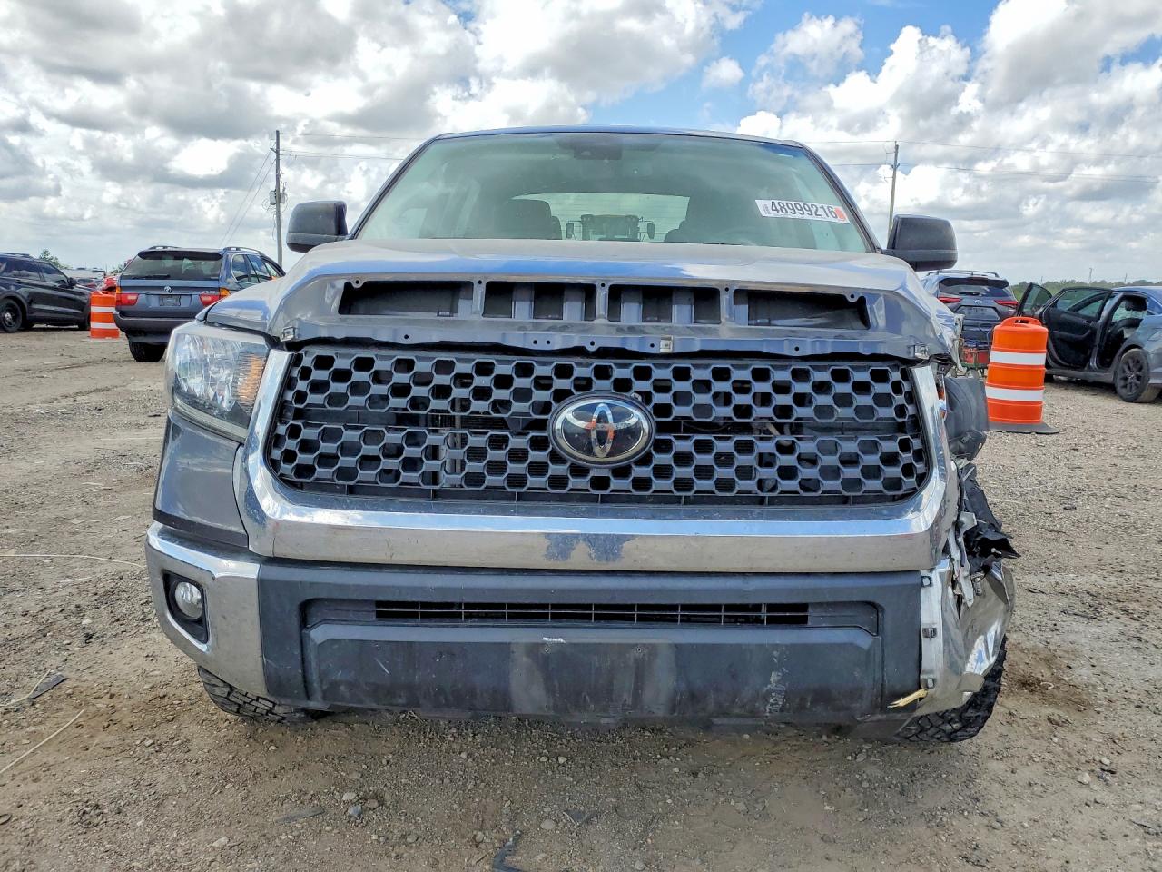 Toyota Tundra Sr5