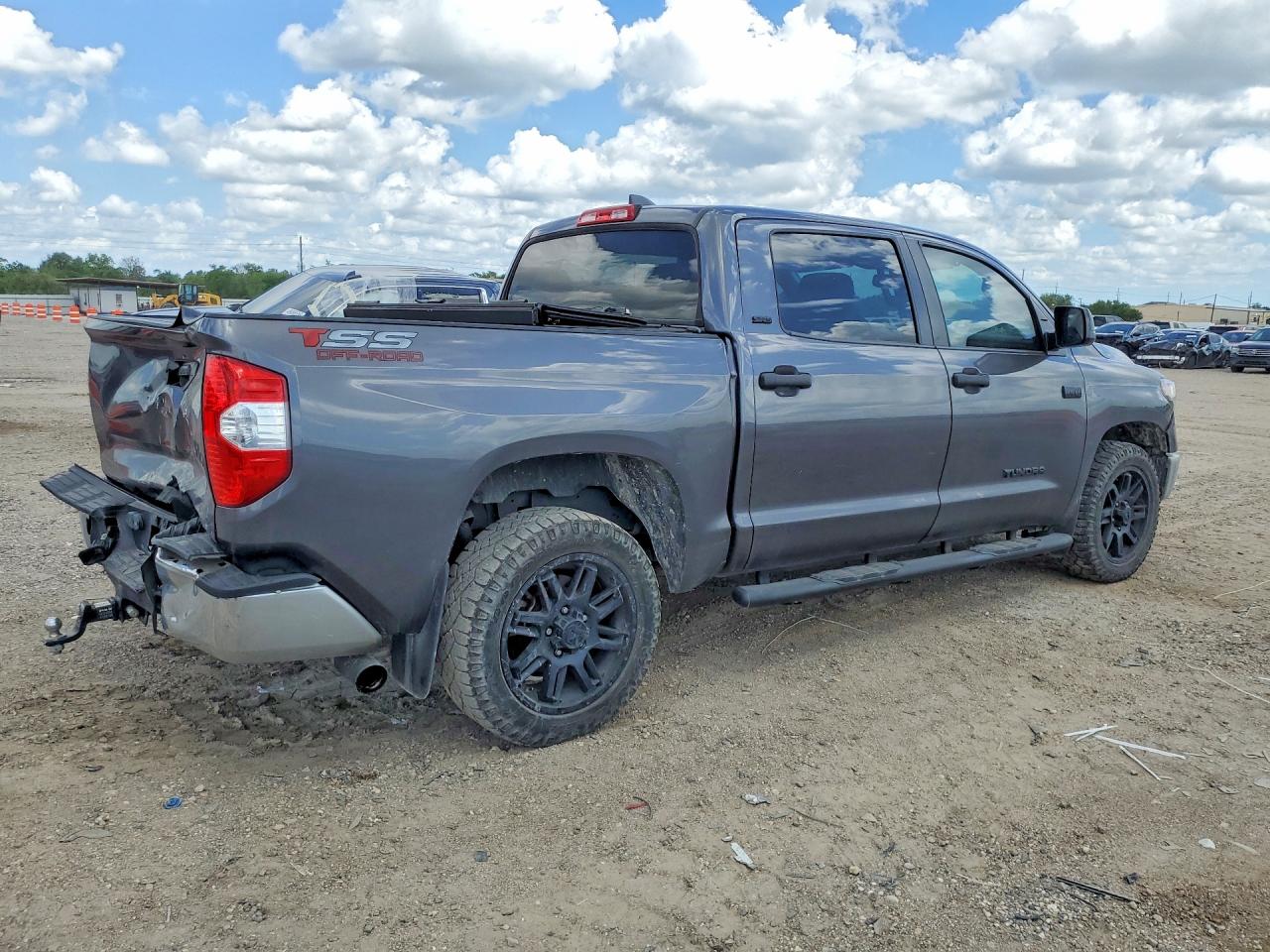 Toyota Tundra Sr5
