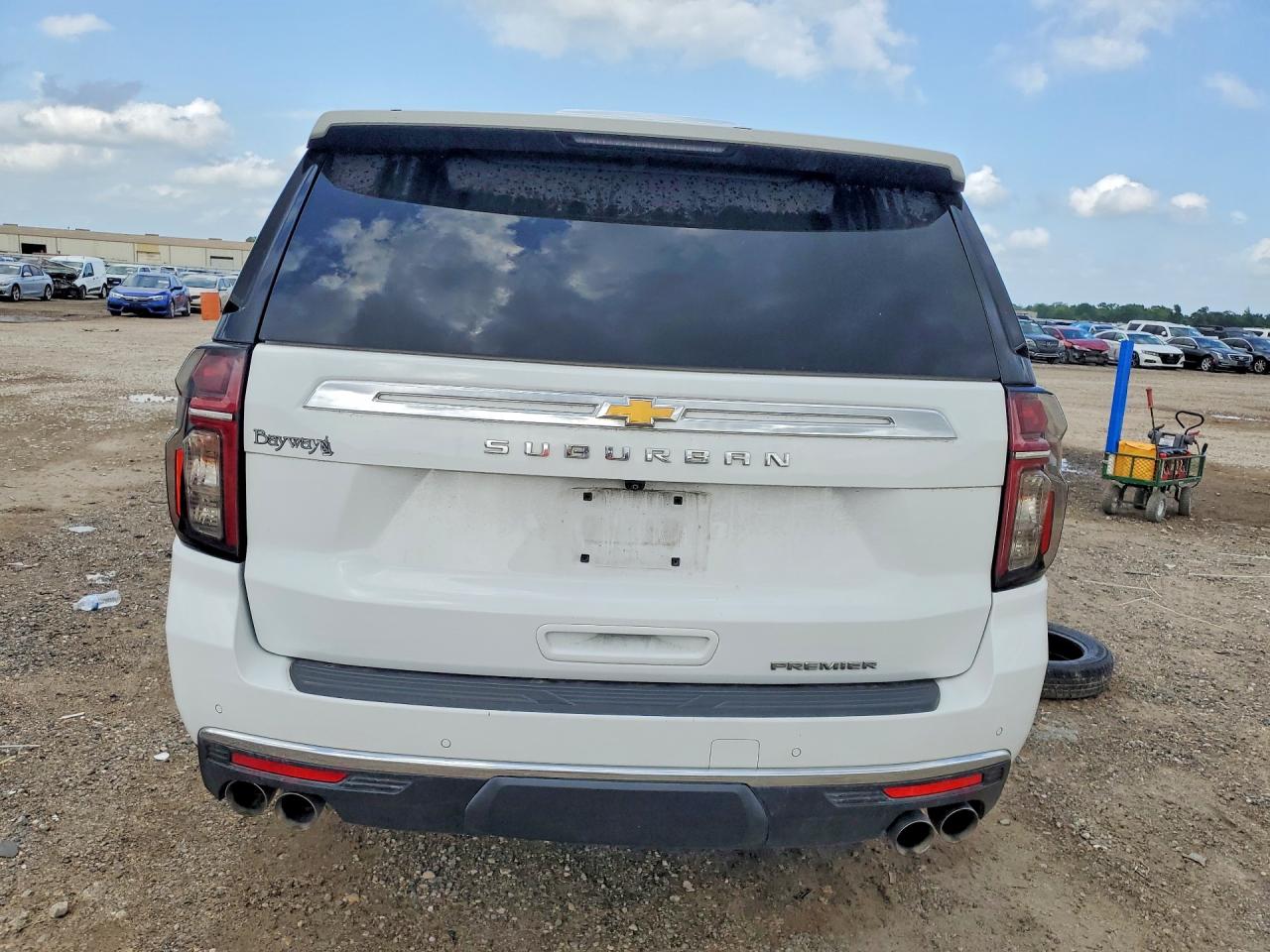 Chevrolet Suburban C1500 Premier