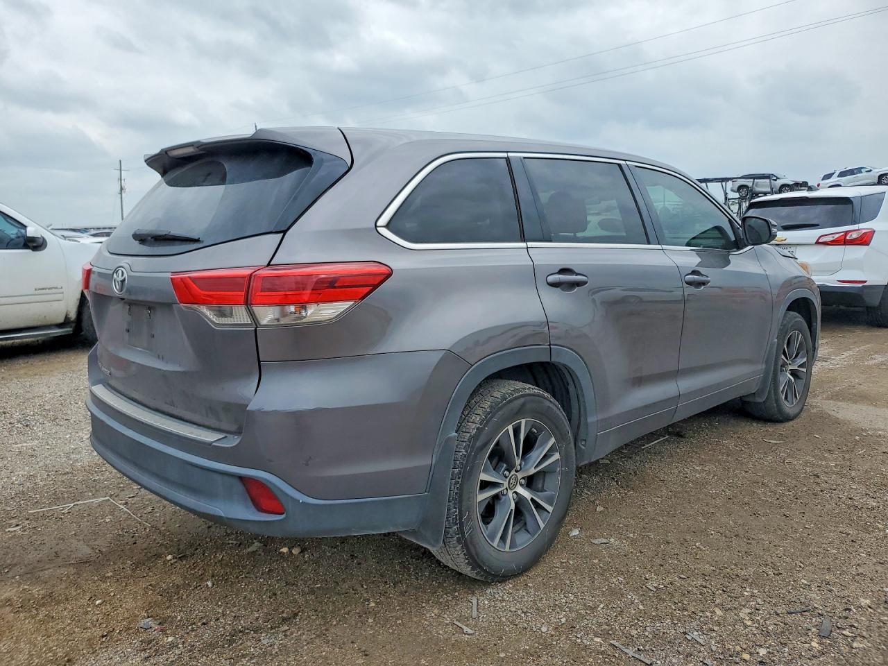 Toyota Highlander Le
