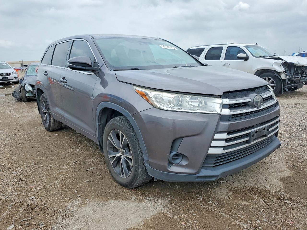 Toyota Highlander Le