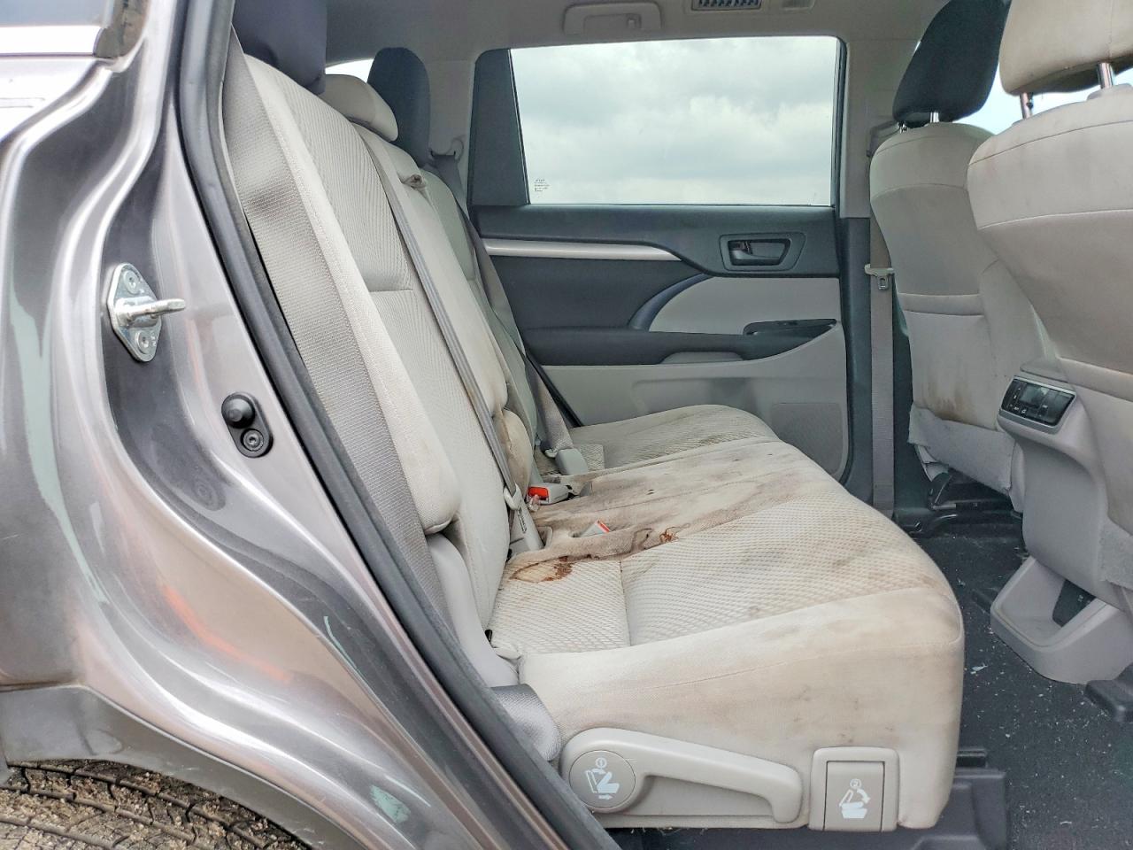 Toyota Highlander Le