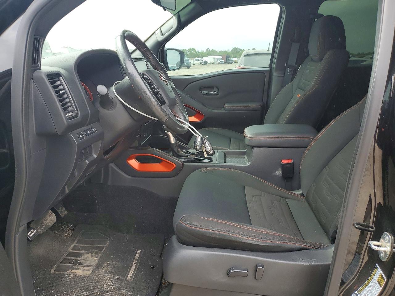 Nissan Frontier Pro-x