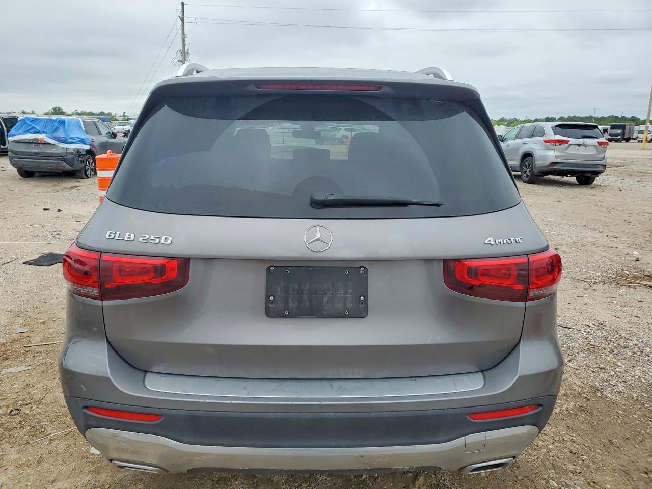 Mercedes-Benz GLB 250 4matic