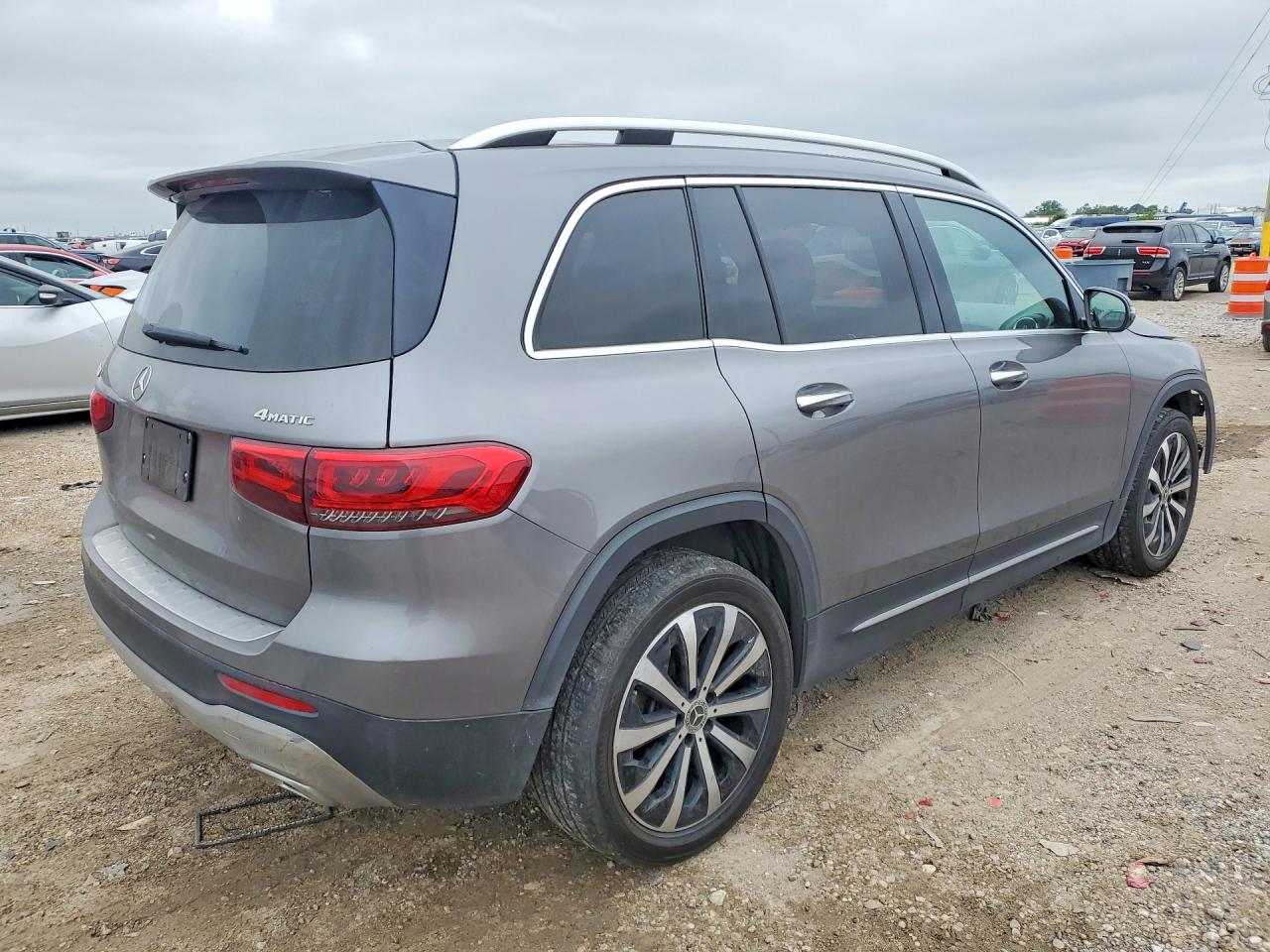 Mercedes-Benz GLB 250 4matic