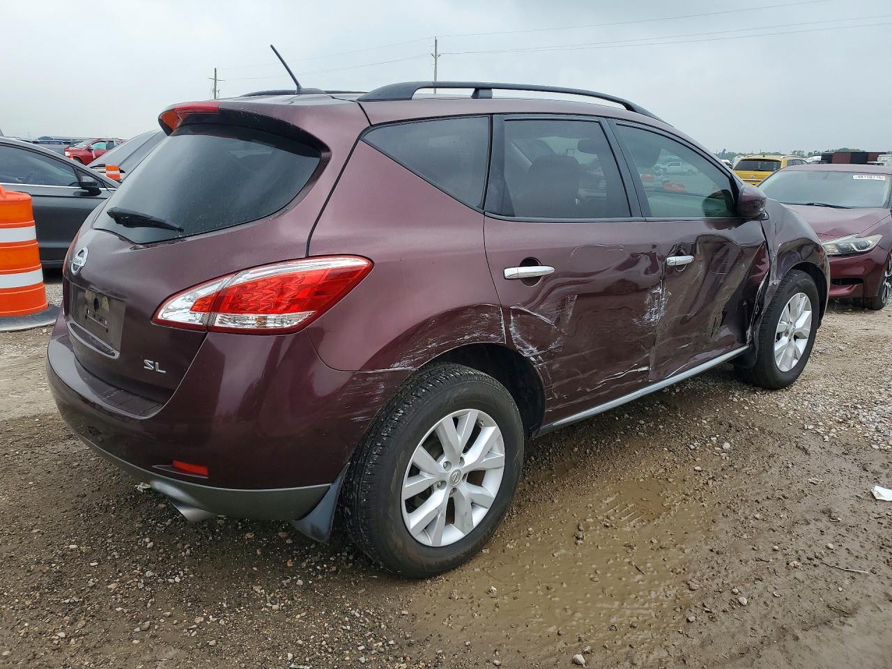 Nissan Murano S