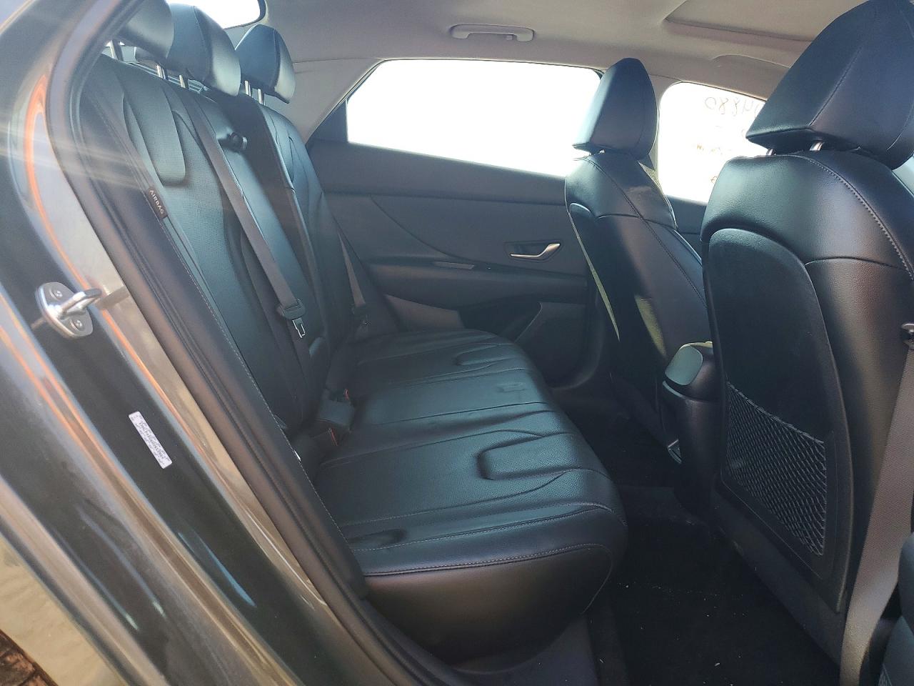 Hyundai ELANTRA Limited