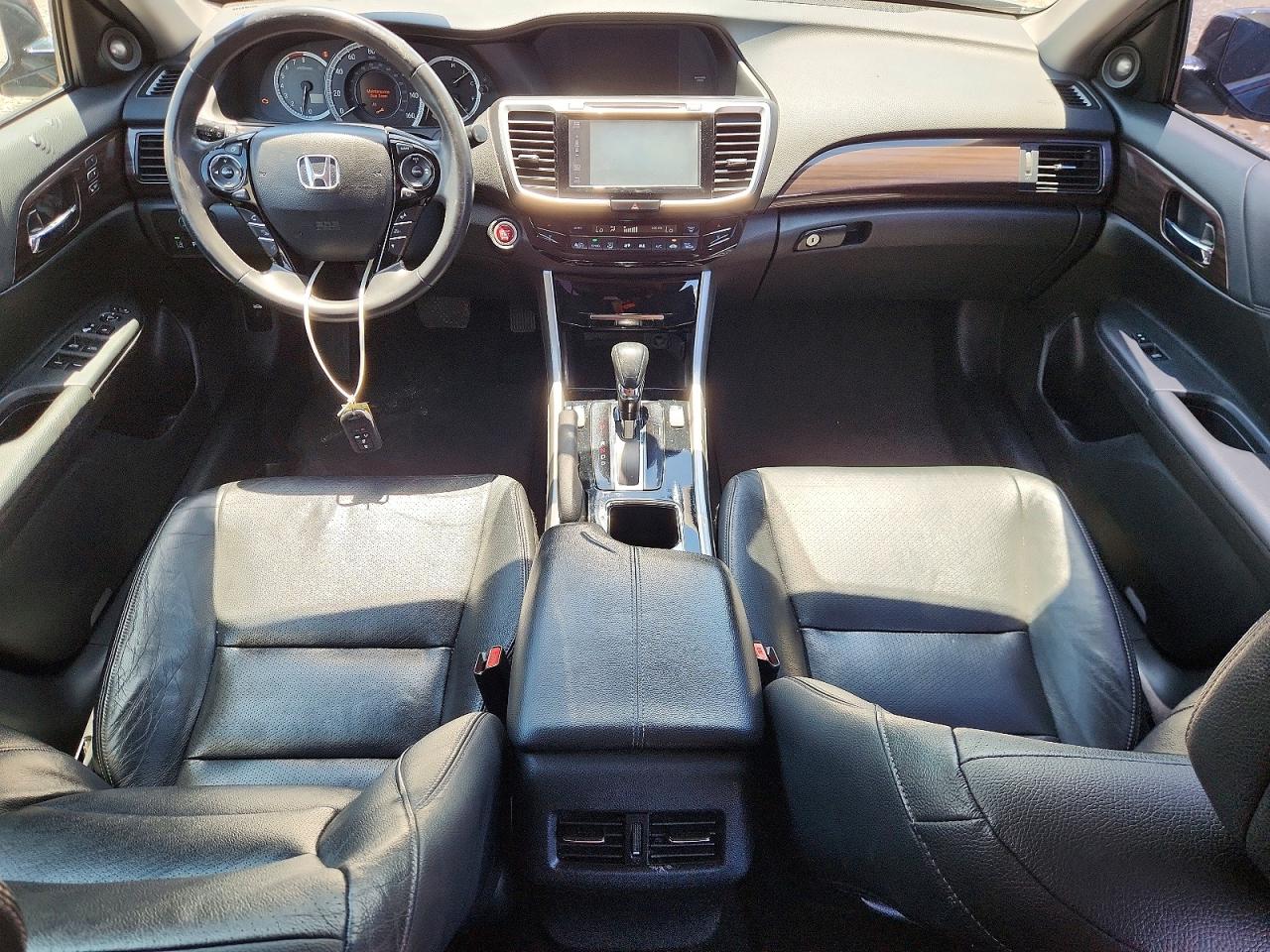 Honda Accord Touring