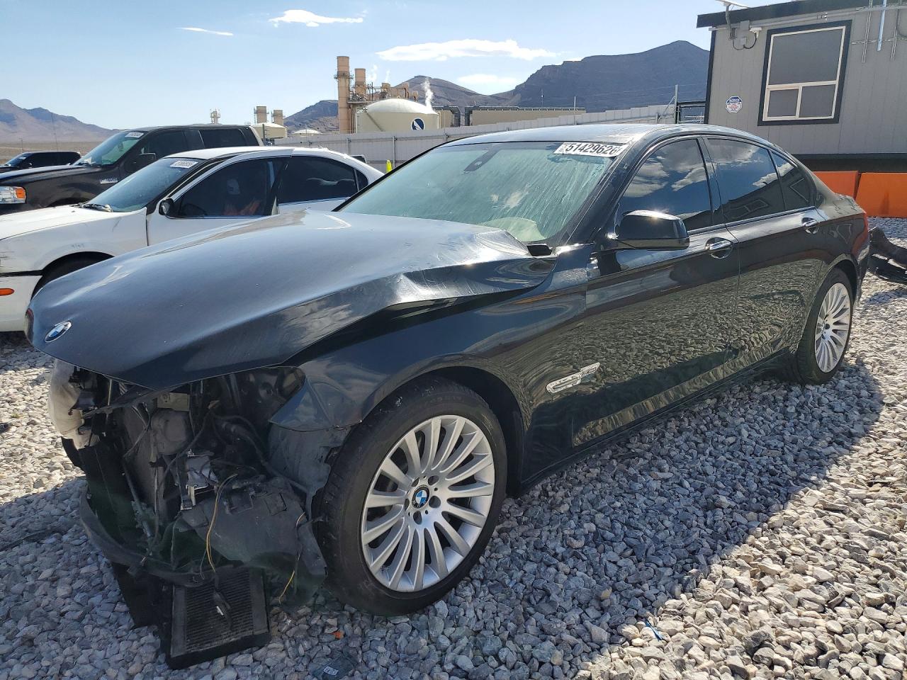 Salvage BMW 7 Series Image