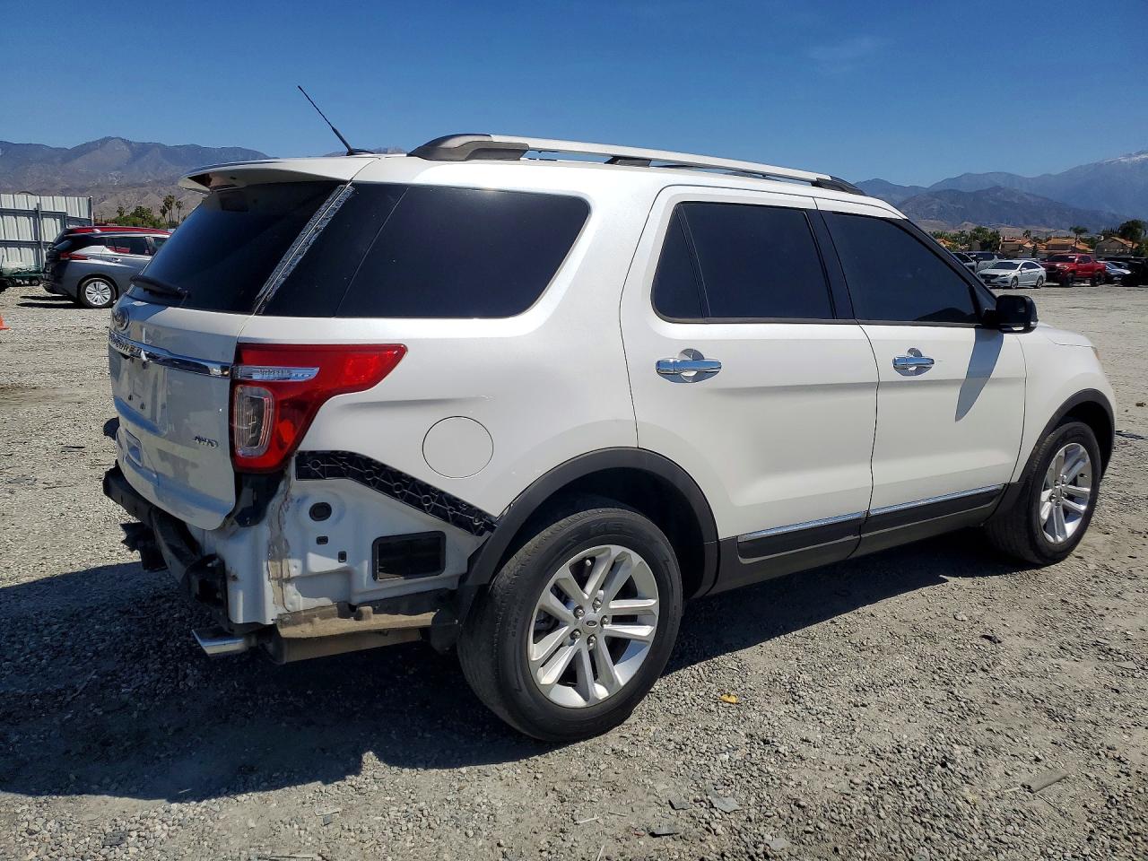 Ford Explorer Xlt