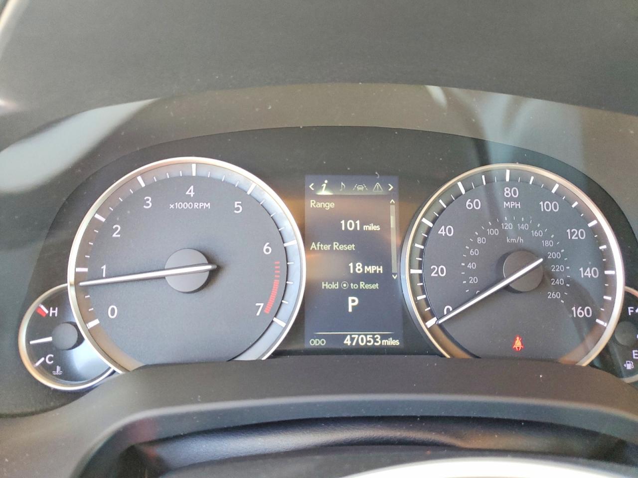 Lexus RX Base