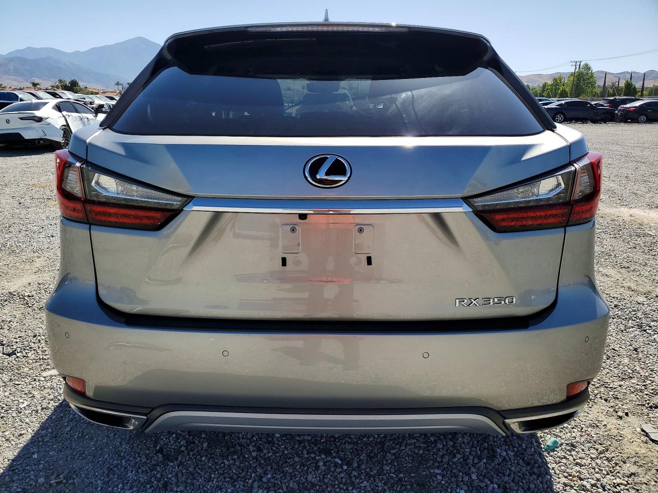 Lexus RX Base