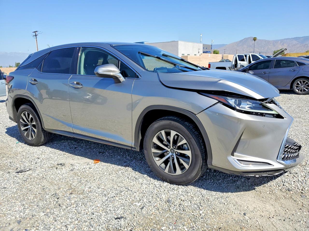 Lexus RX Base