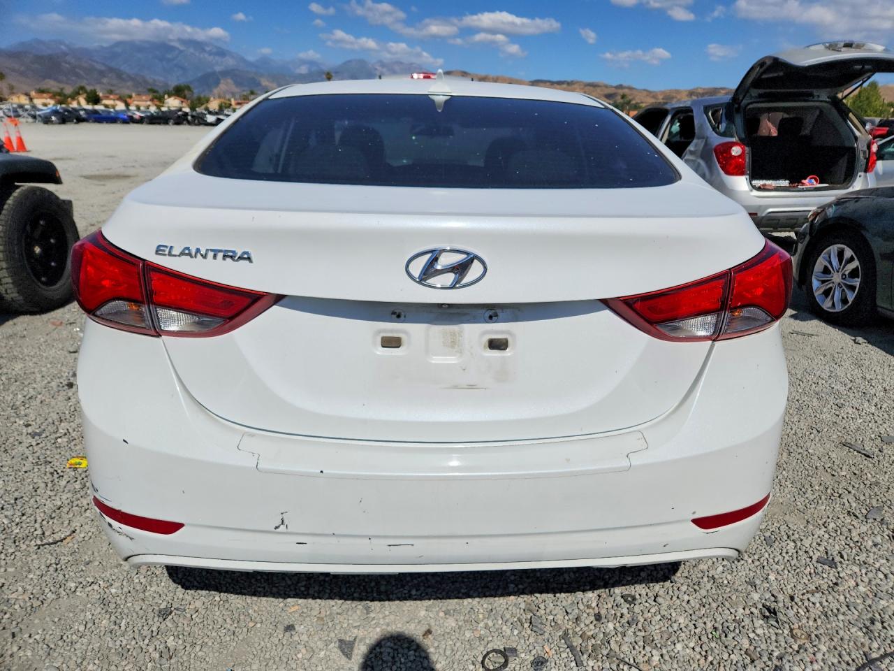 Hyundai ELANTRA Se