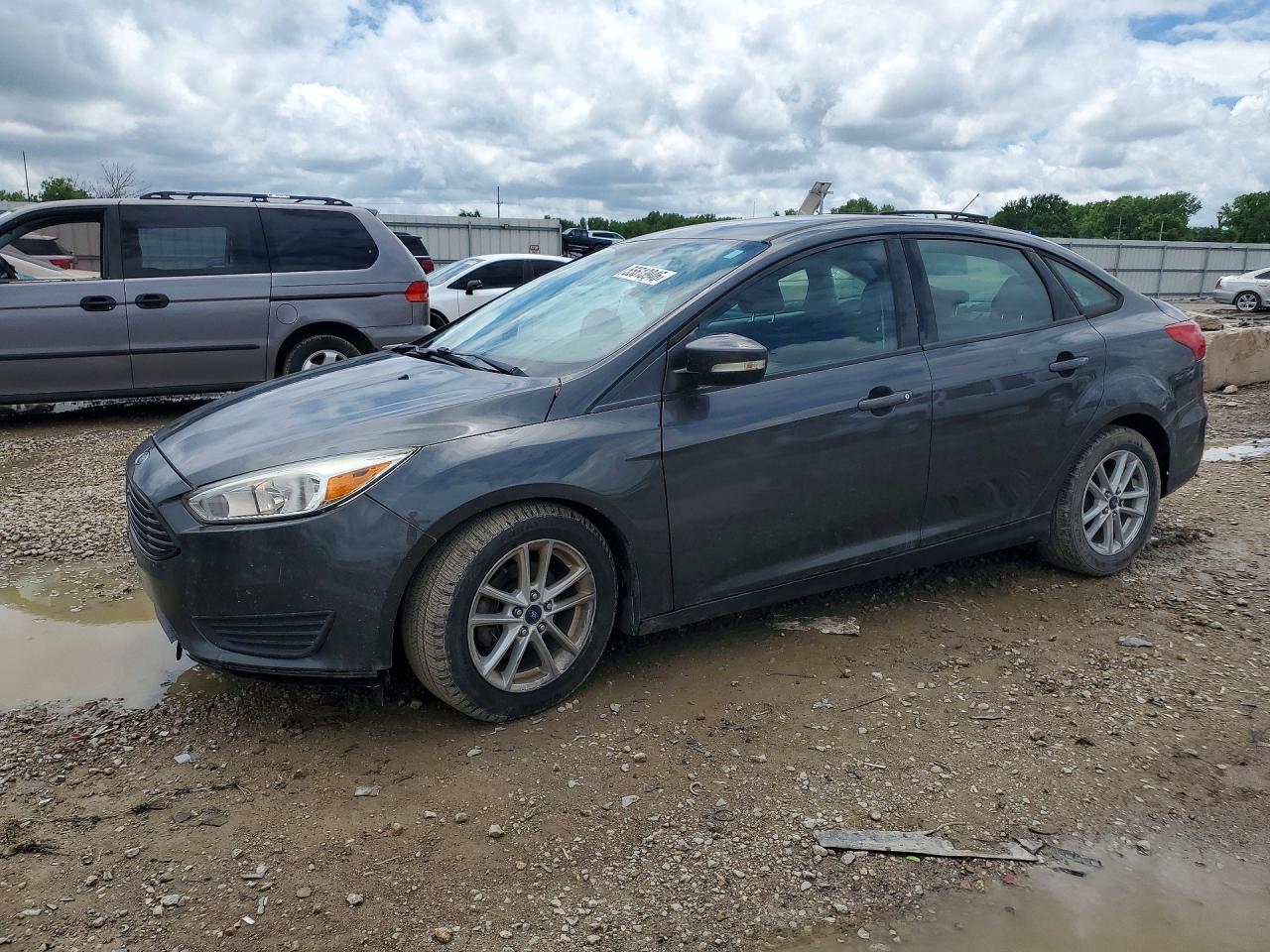 Salvage Ford Focus Image