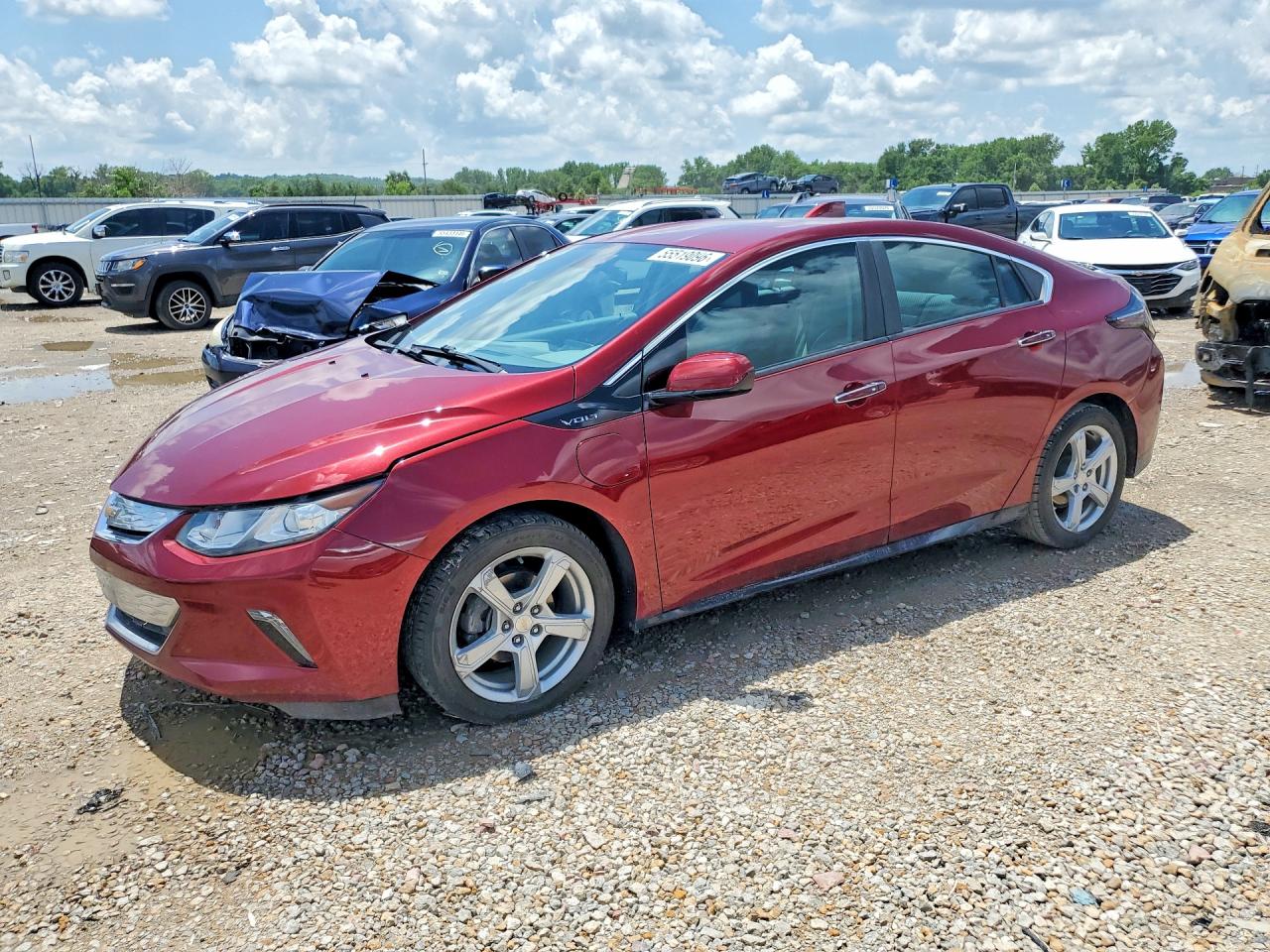 Salvage Chevrolet Volt Image