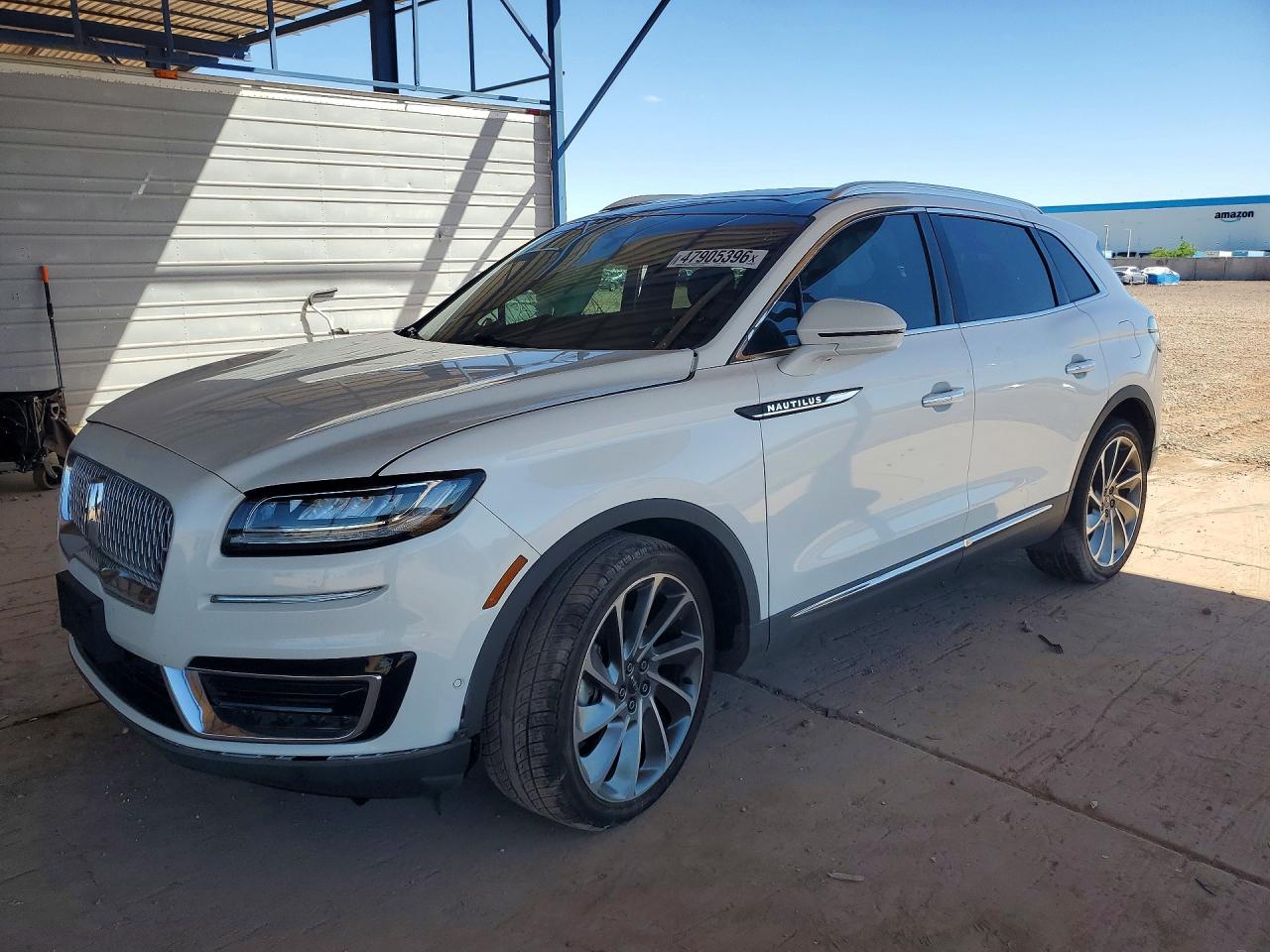 Salvage Lincoln Nautilus Image
