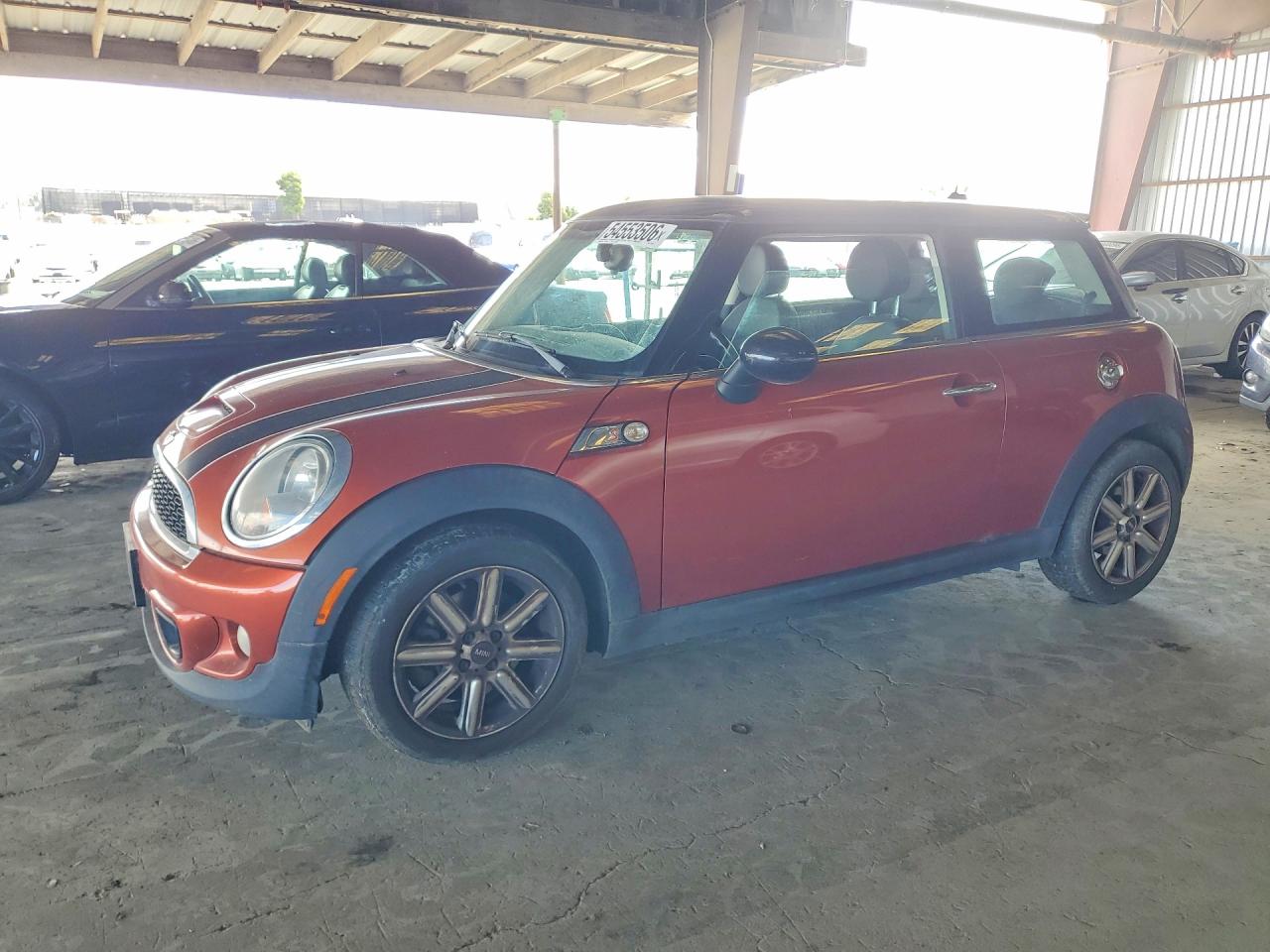 Salvage MINI Cooper Image