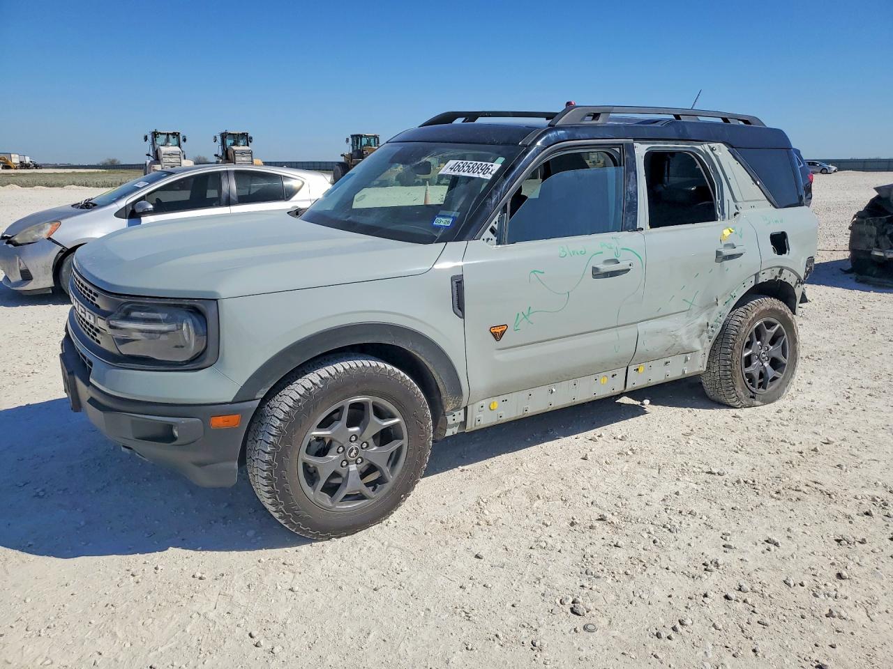 Salvage Ford Bronco Image