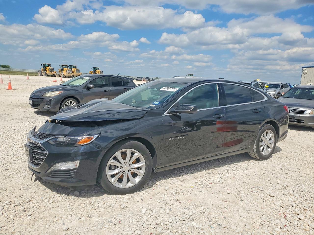 Salvage Chevrolet Malibu Image