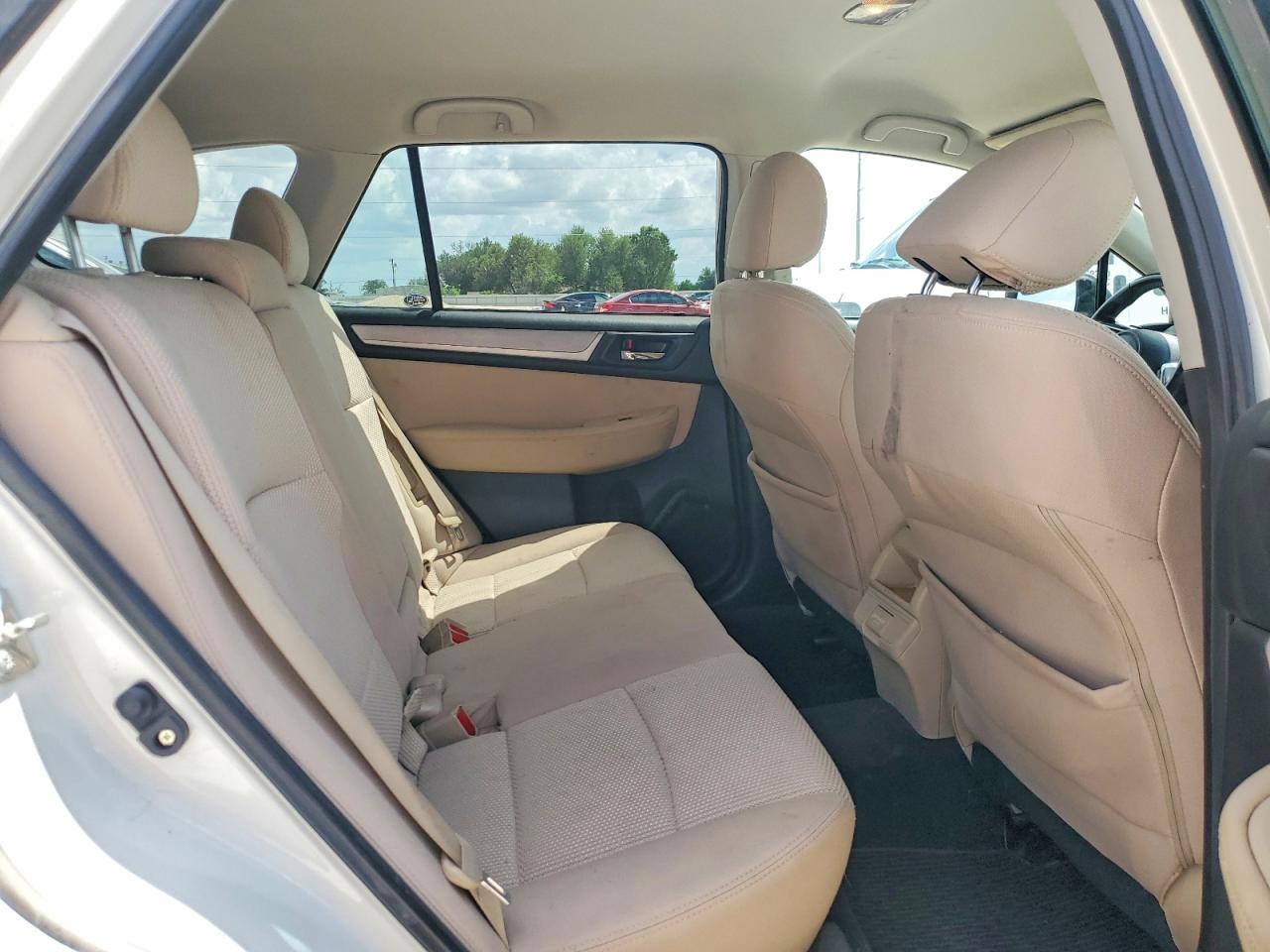 Subaru Outback 2.5i Premium