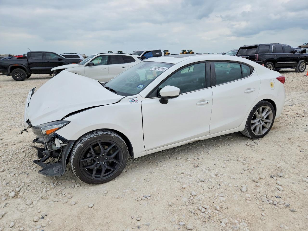 Salvage Mazda 3 Image