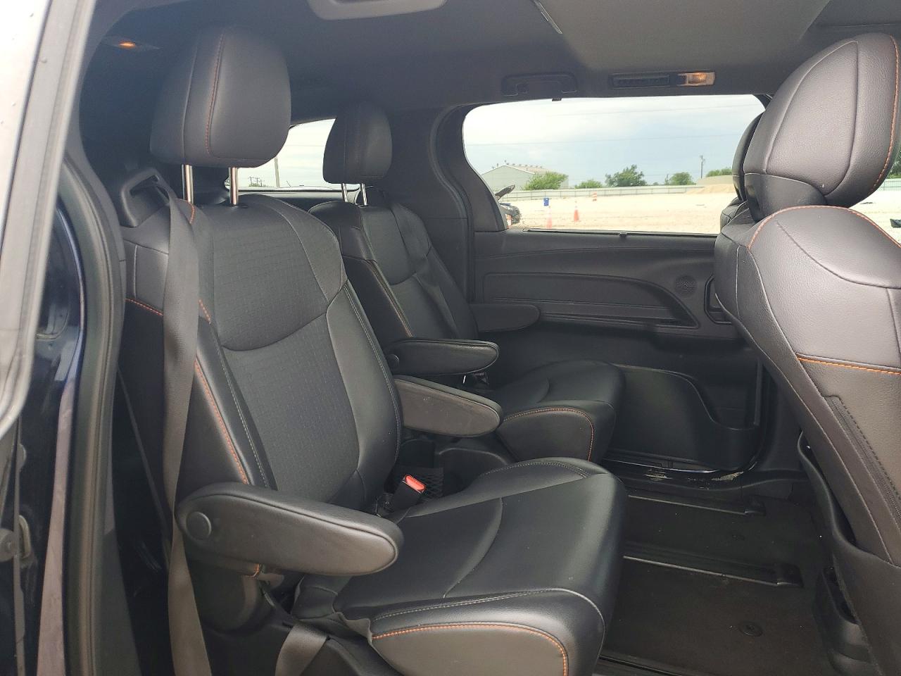 Toyota Sienna Xse