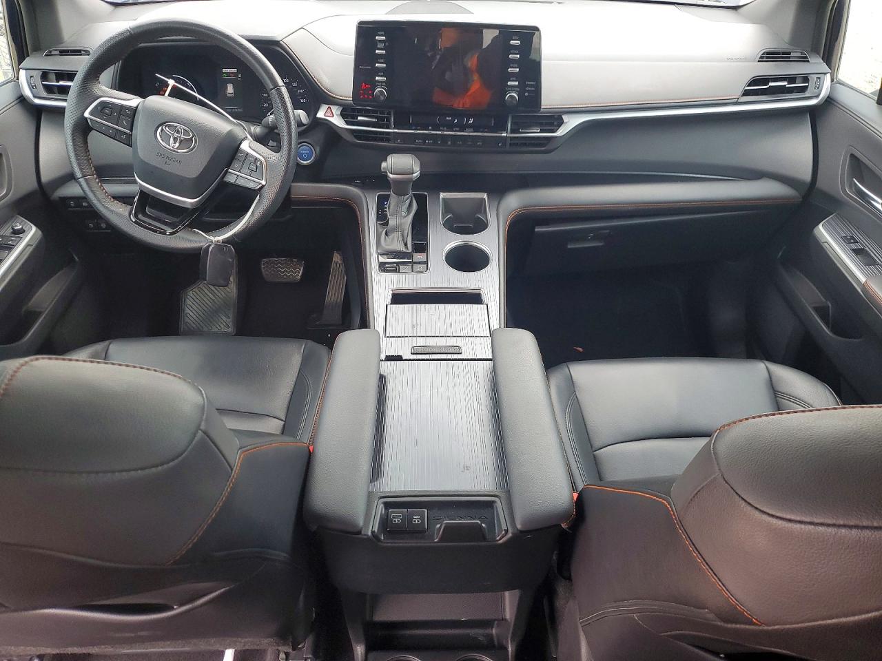 Toyota Sienna Xse
