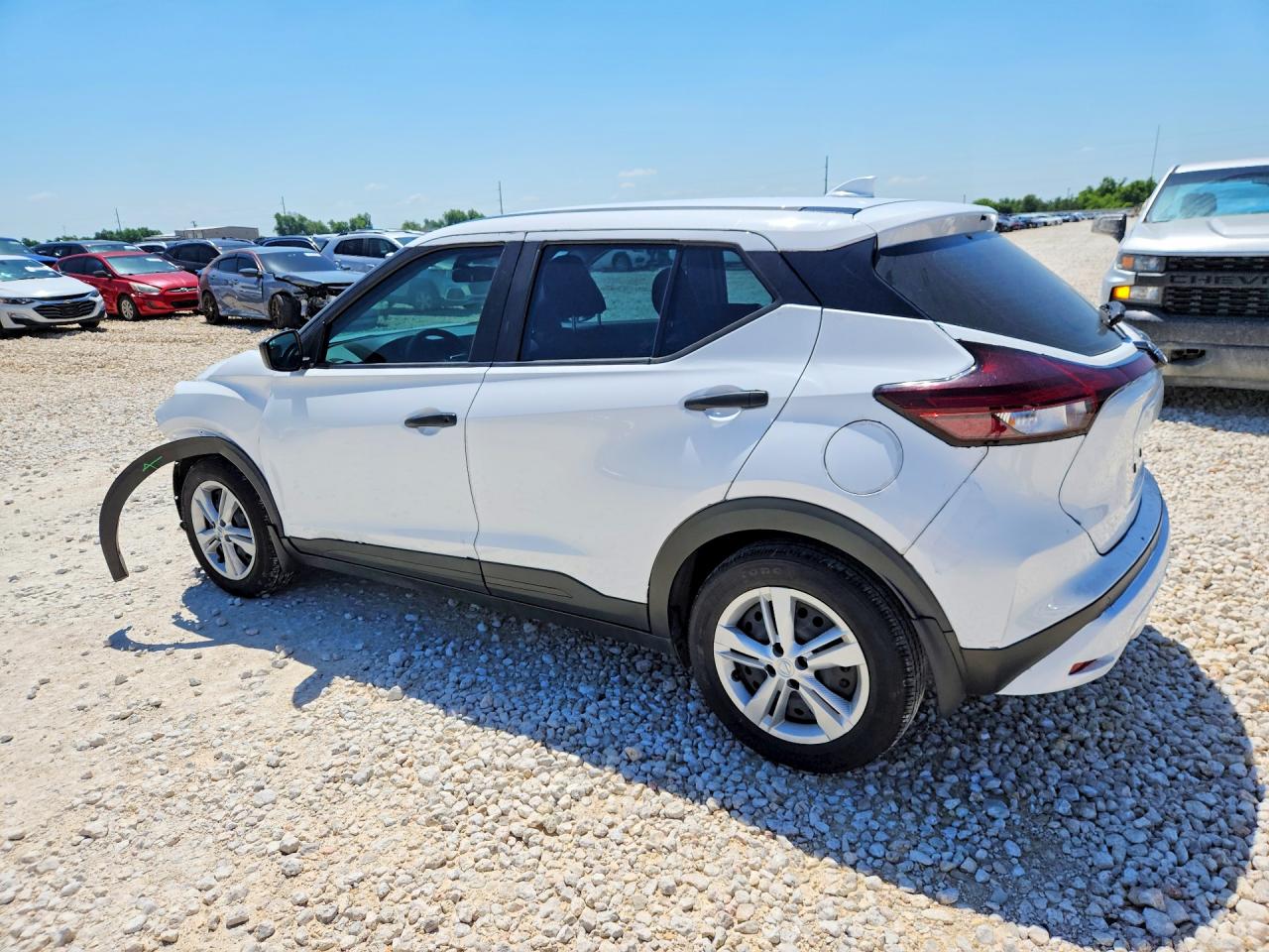 Nissan Kicks S