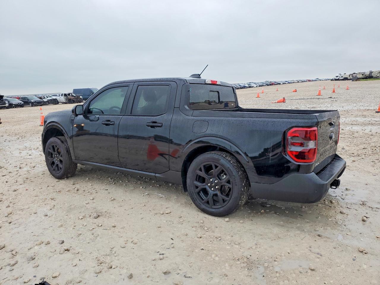 Ford Maverick Lariat