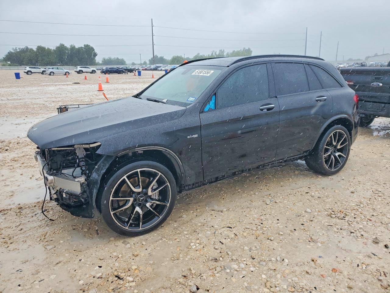 Salvage Mercedes-Benz GLC Image