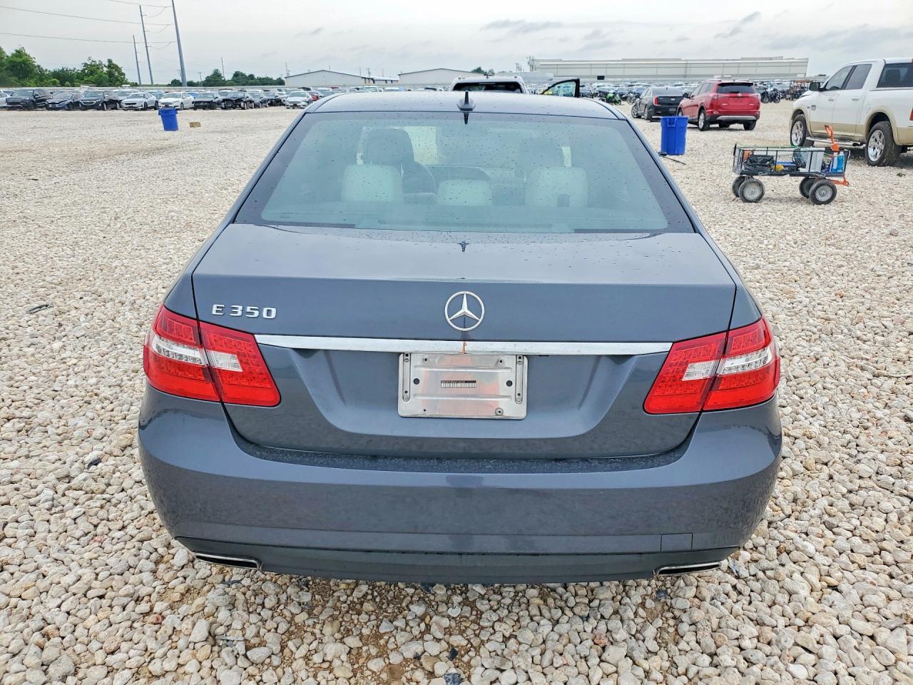 Mercedes-Benz E-Class 350