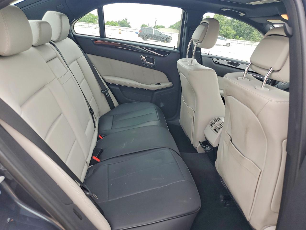 Mercedes-Benz E-Class 350