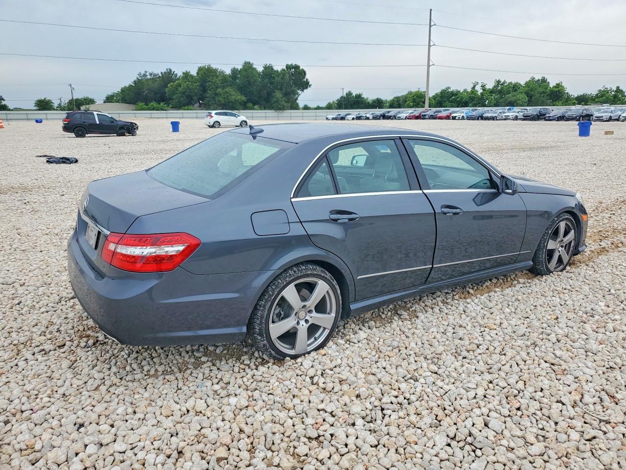 Mercedes-Benz E-Class 350