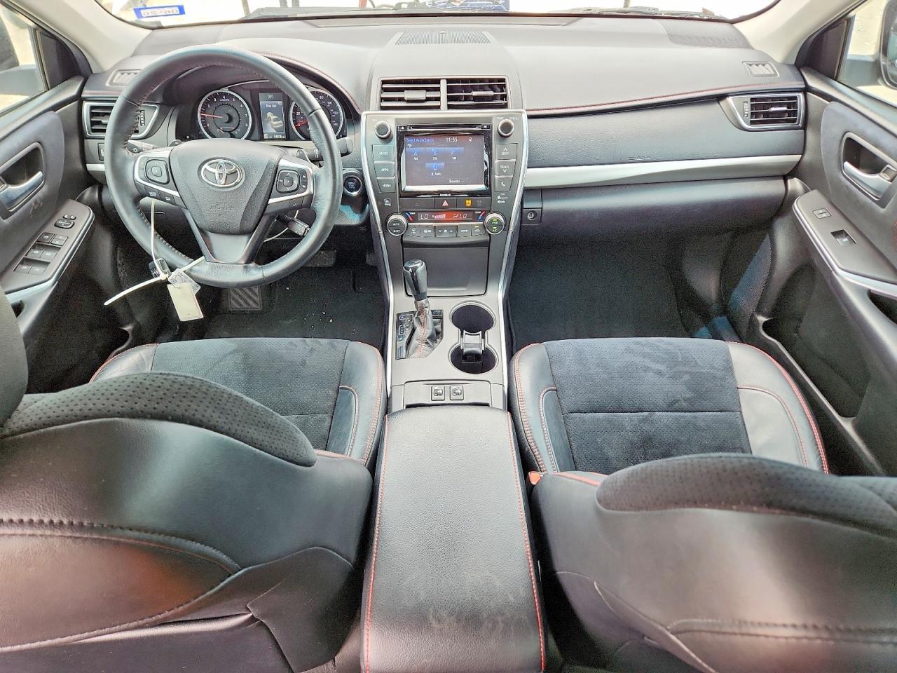 Toyota Camry Xse