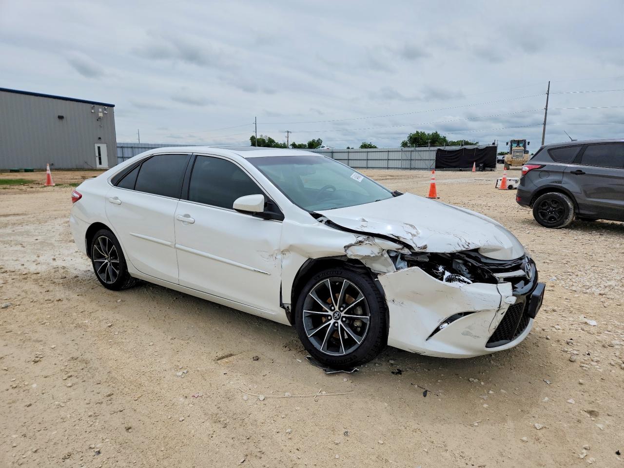 Toyota Camry Xse