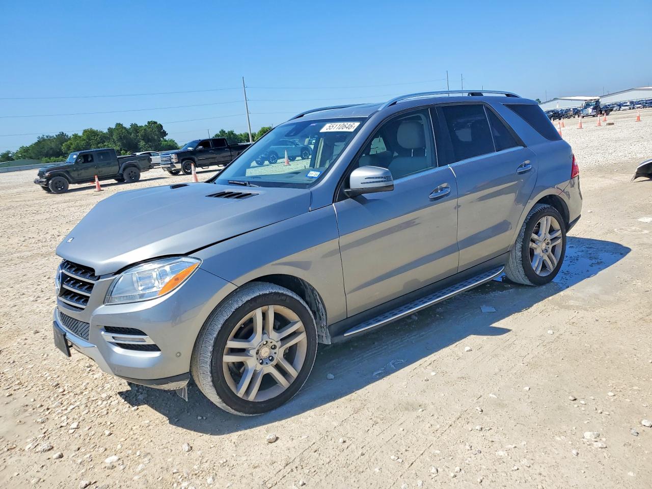 Salvage Mercedes-Benz M-Class Image