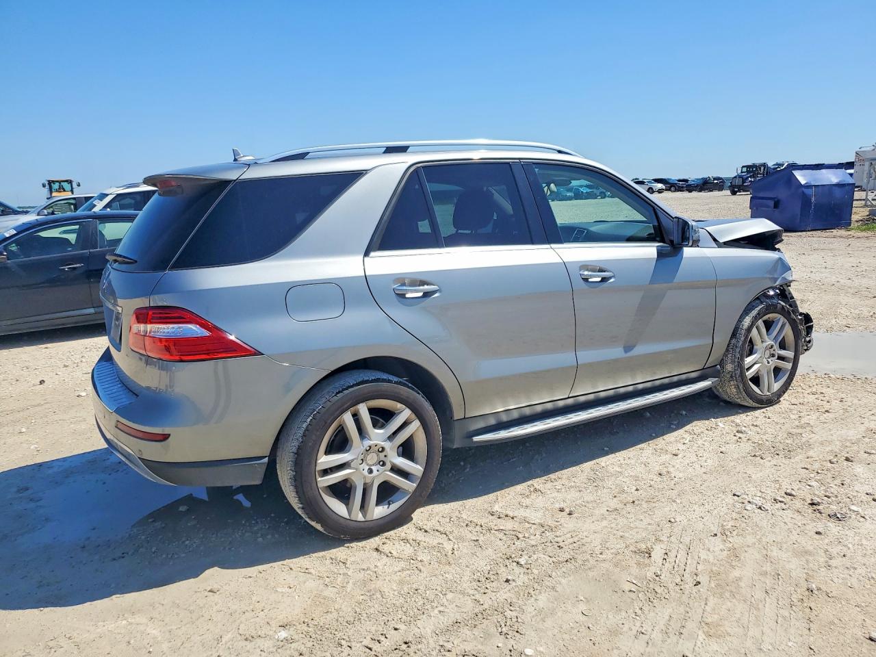 Mercedes-Benz M-Class 350