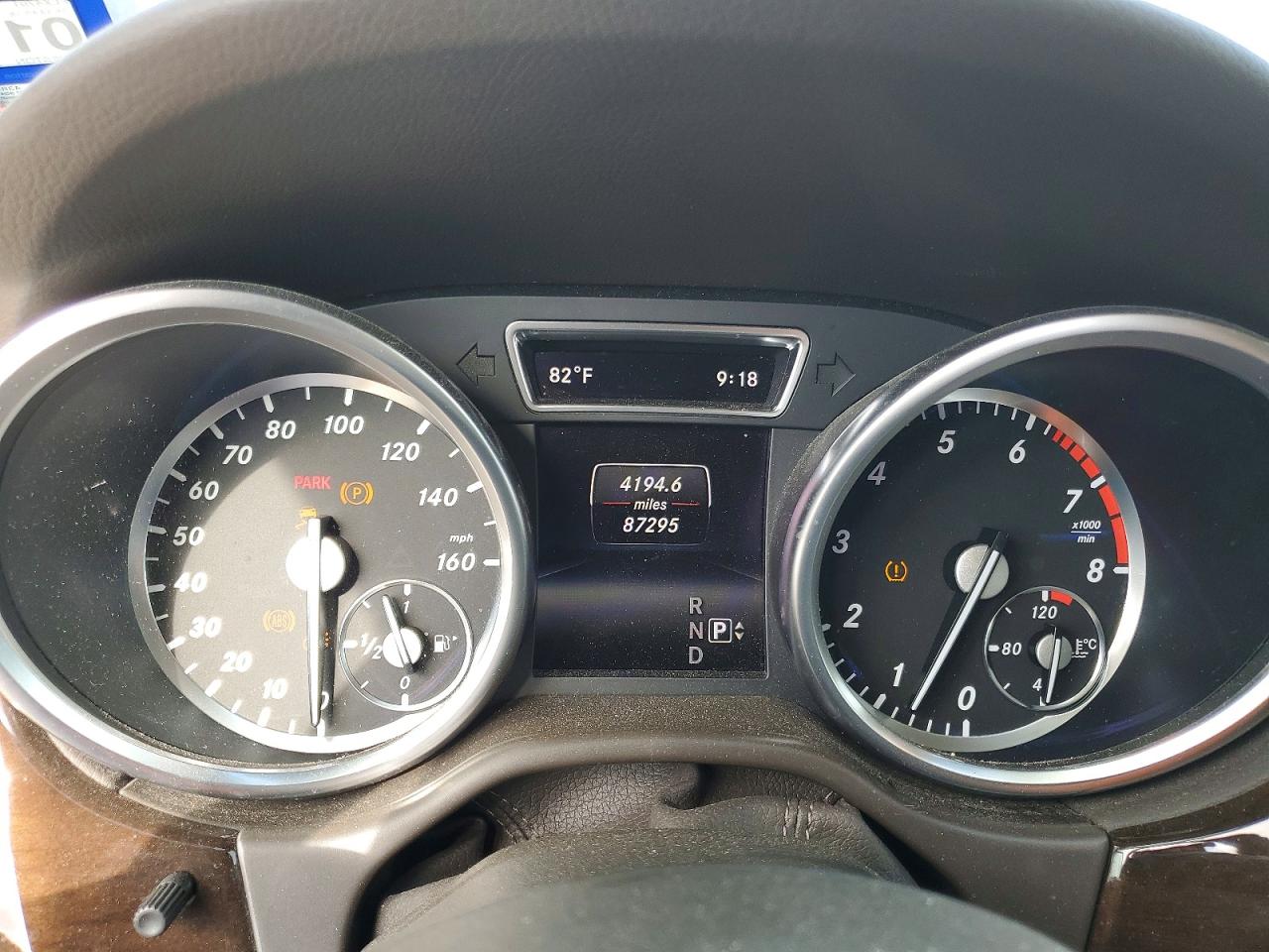Mercedes-Benz M-Class 350