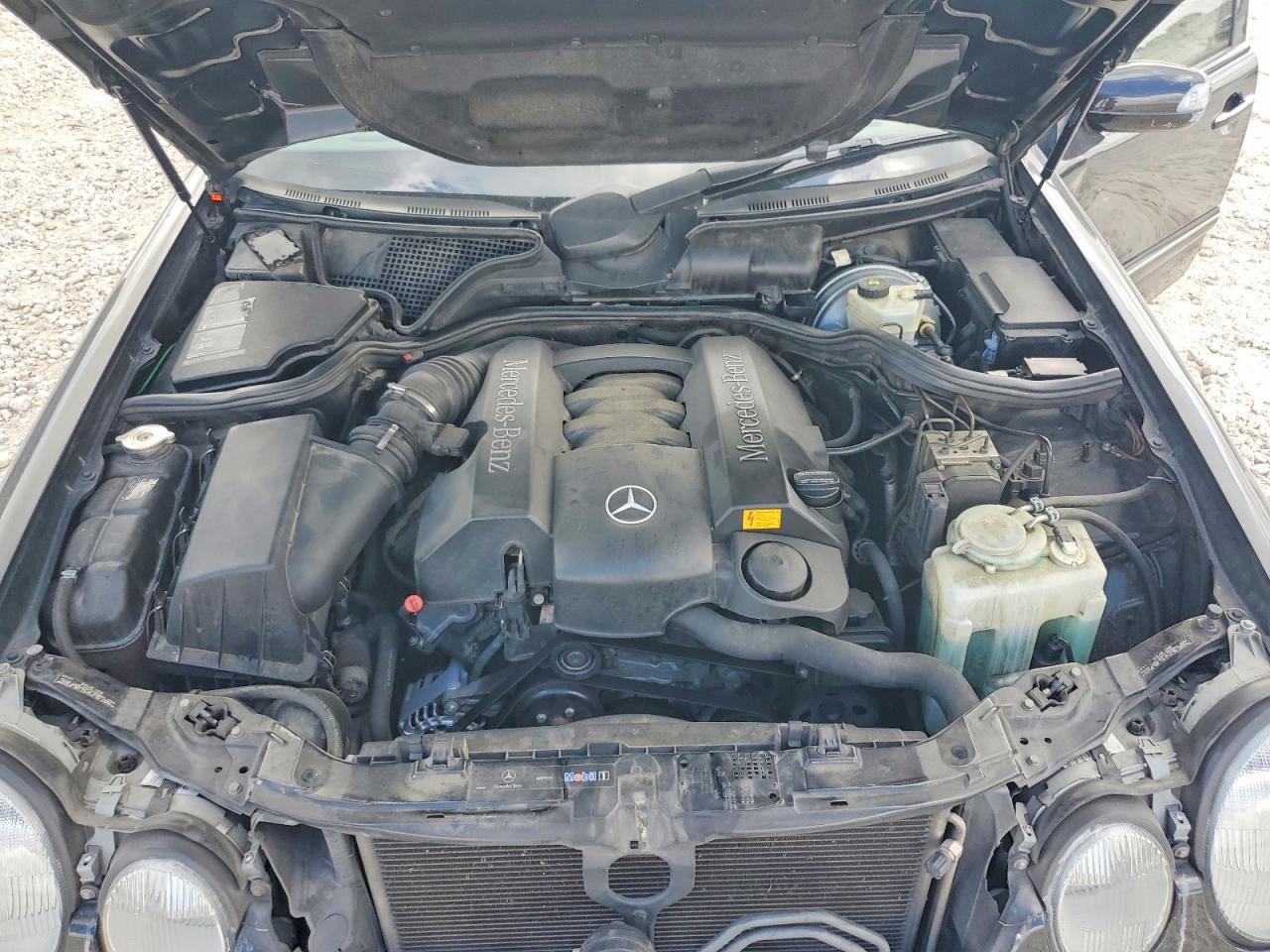 Mercedes-Benz E-Class 320