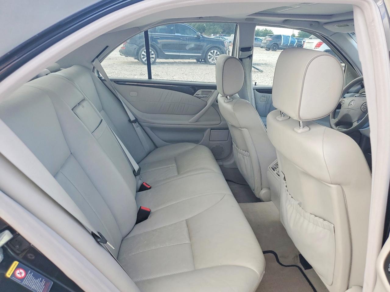 Mercedes-Benz E-Class 320