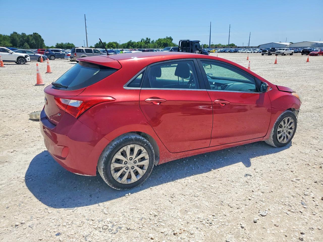 Hyundai ELANTRA Base